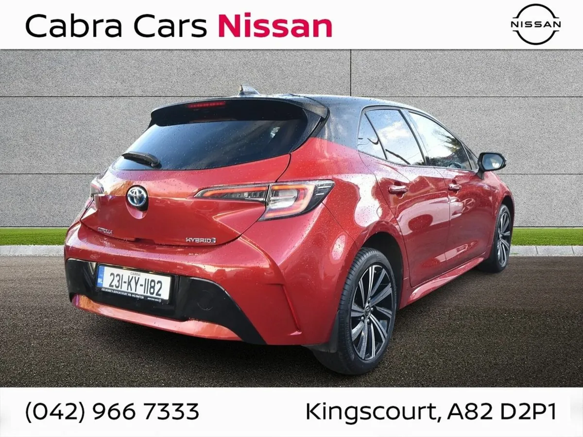 Toyota Corolla 1.8 Hybrid Luna Sport Hatchback - Image 4