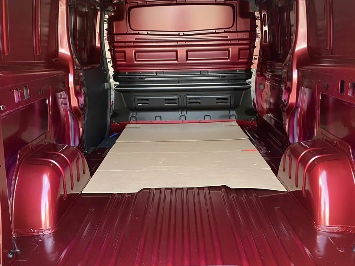 Nissan Primastar LWB SV 130hp @ Cabra Cars - Image 4