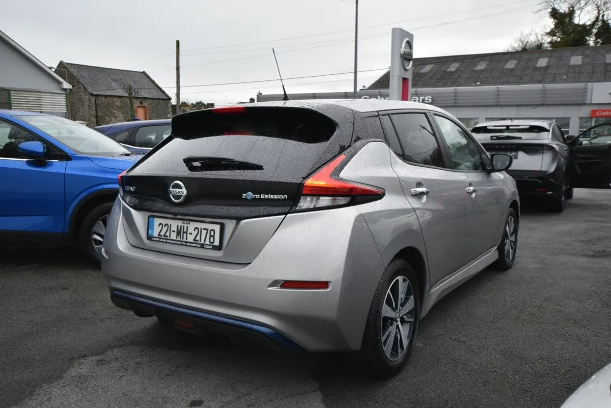Nissan Leaf Leaf SV 40 kWh - Image 4