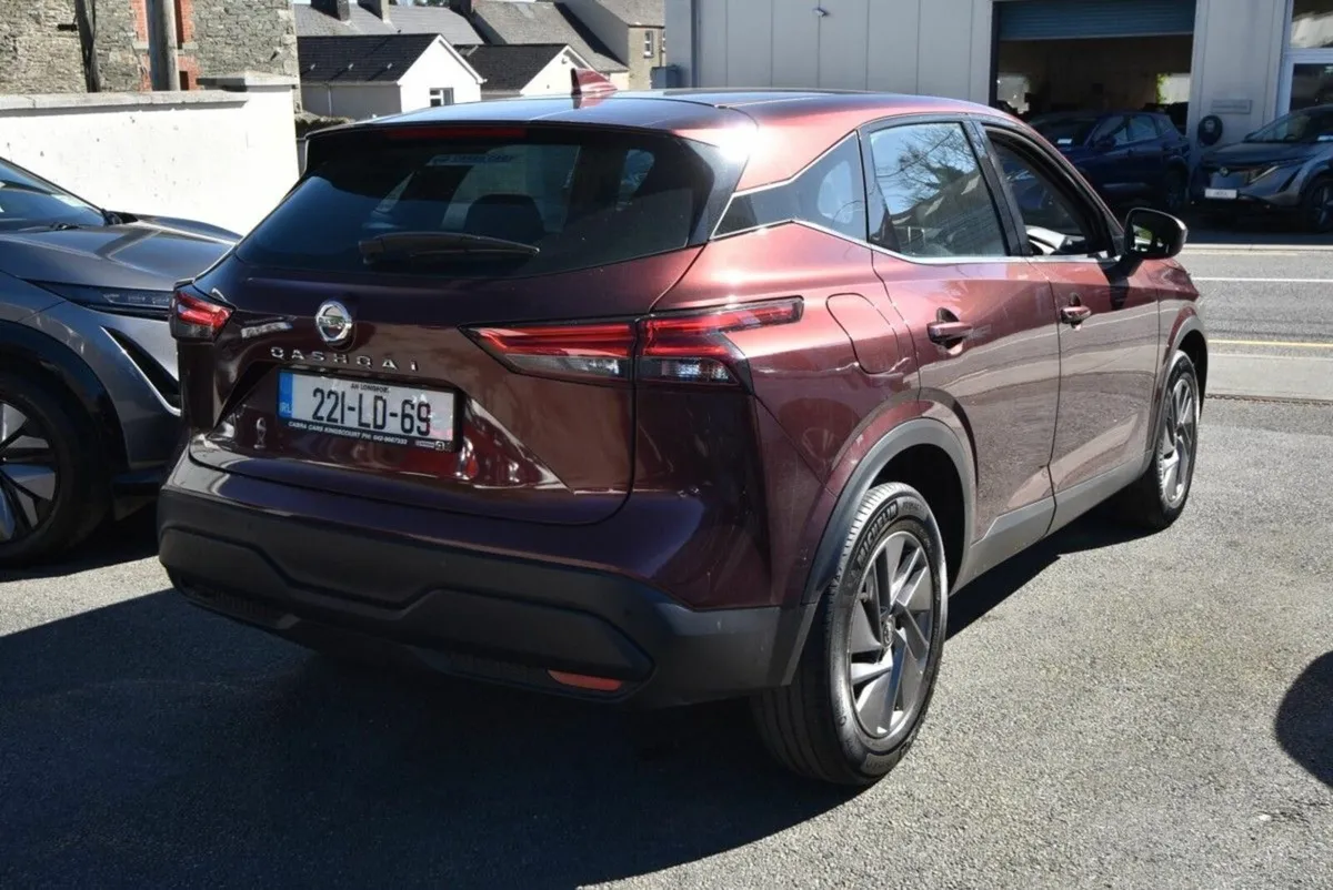 Nissan Qashqai 1.3 Mild Hybrid SV - Image 4