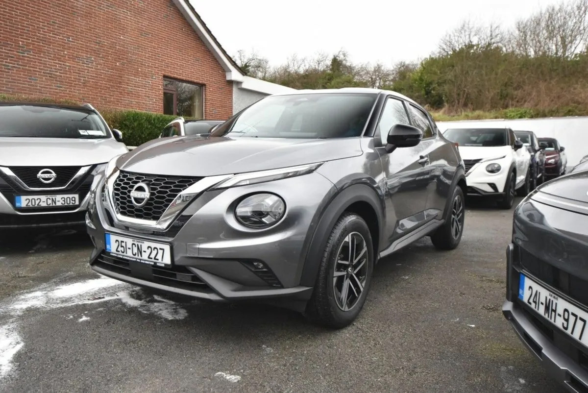 Nissan Juke 251 DEMO. 1.0 Premium - Image 1
