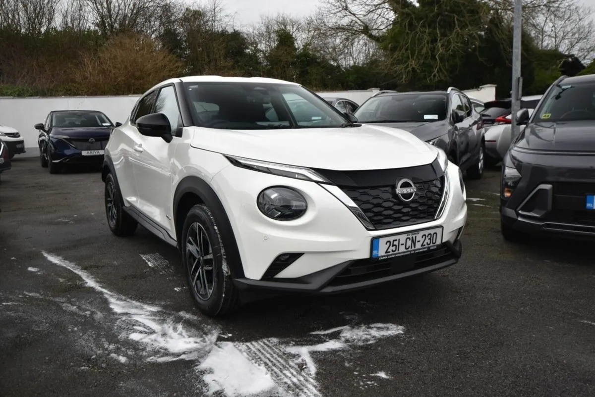 Nissan Juke 251 DEMO. HYBRID PREMIUM - Image 1
