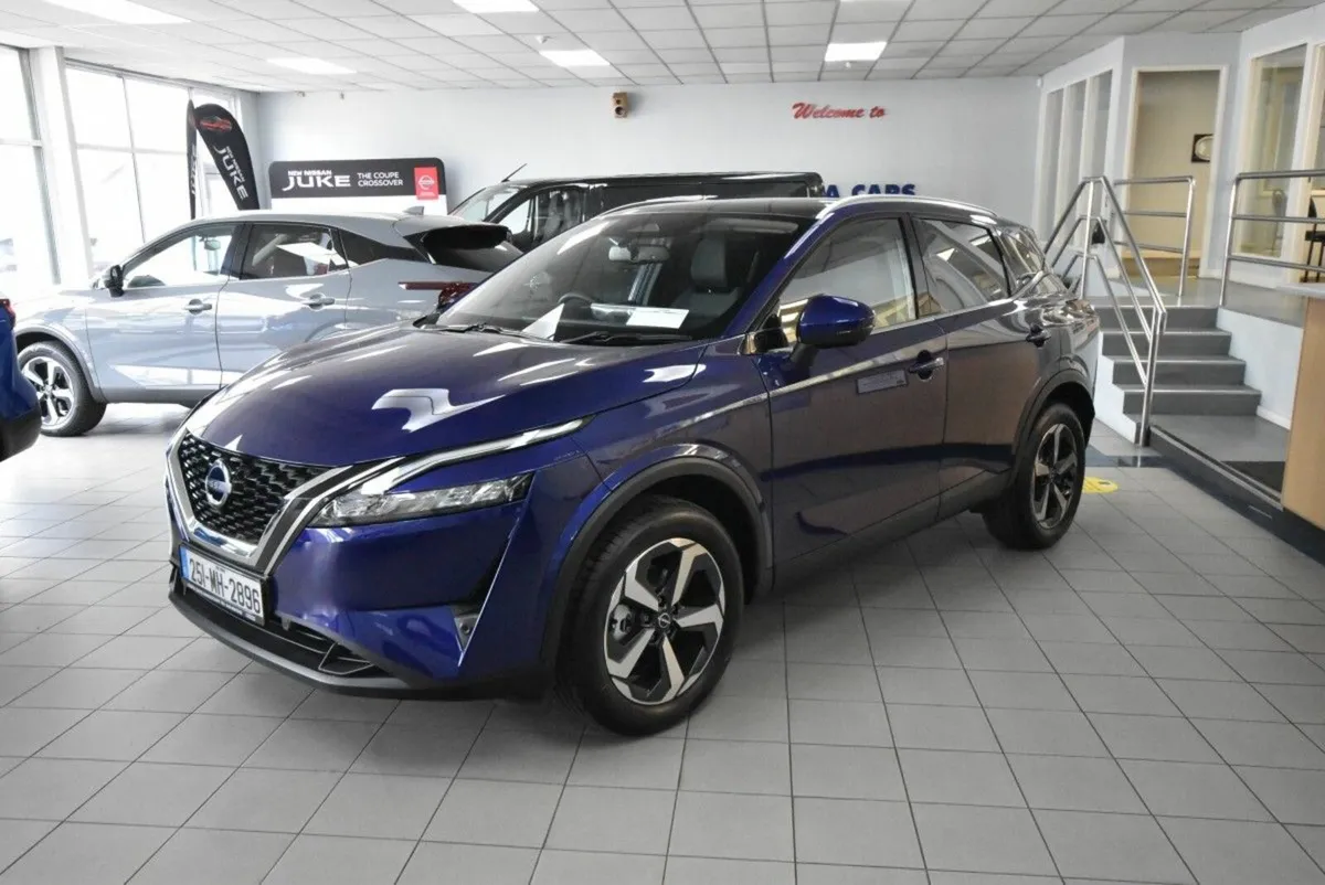 Nissan Qashqai 1.3 Hybrid SV Premium - Image 2