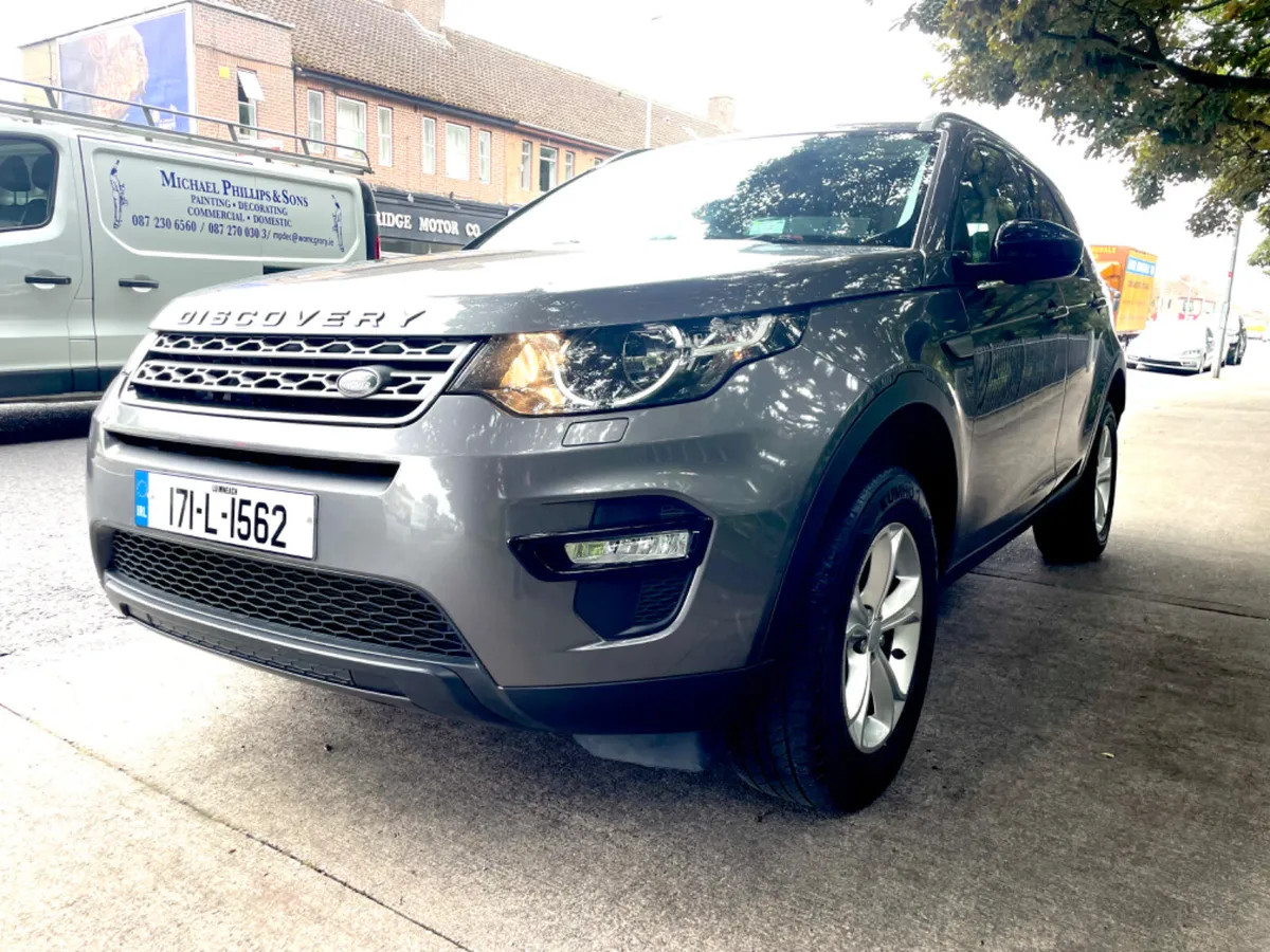 171 Land Rover Discovery Sport Diesel 7 seats - Image 3