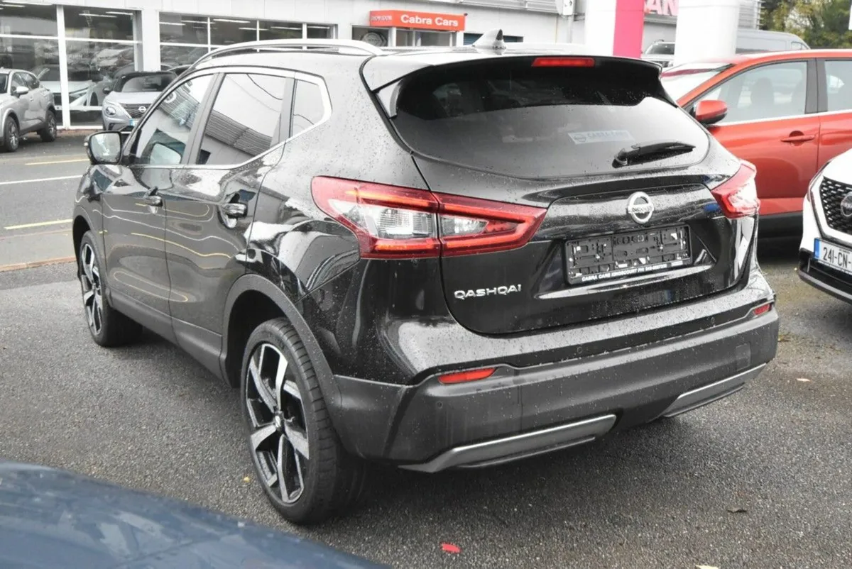 Nissan Qashqai 1.5dci Tekna with only 67000kms - Image 4