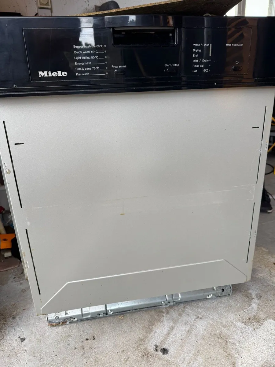 Miele Dishwasher for parts - some parts are new - Image 2