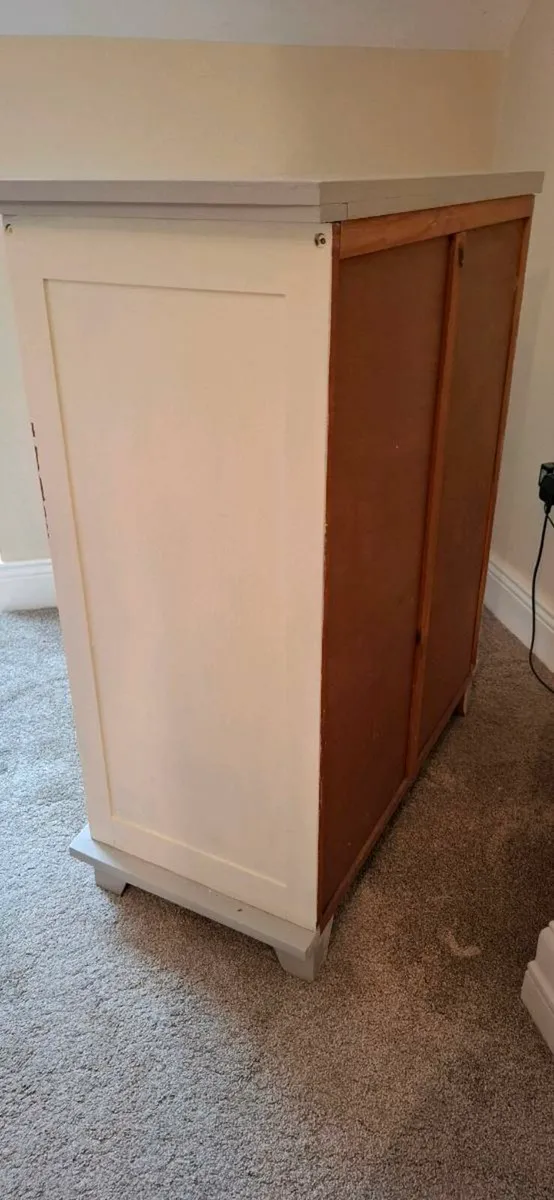 Solid wood chest drawers 38x31.5x16.5 inches - Image 3