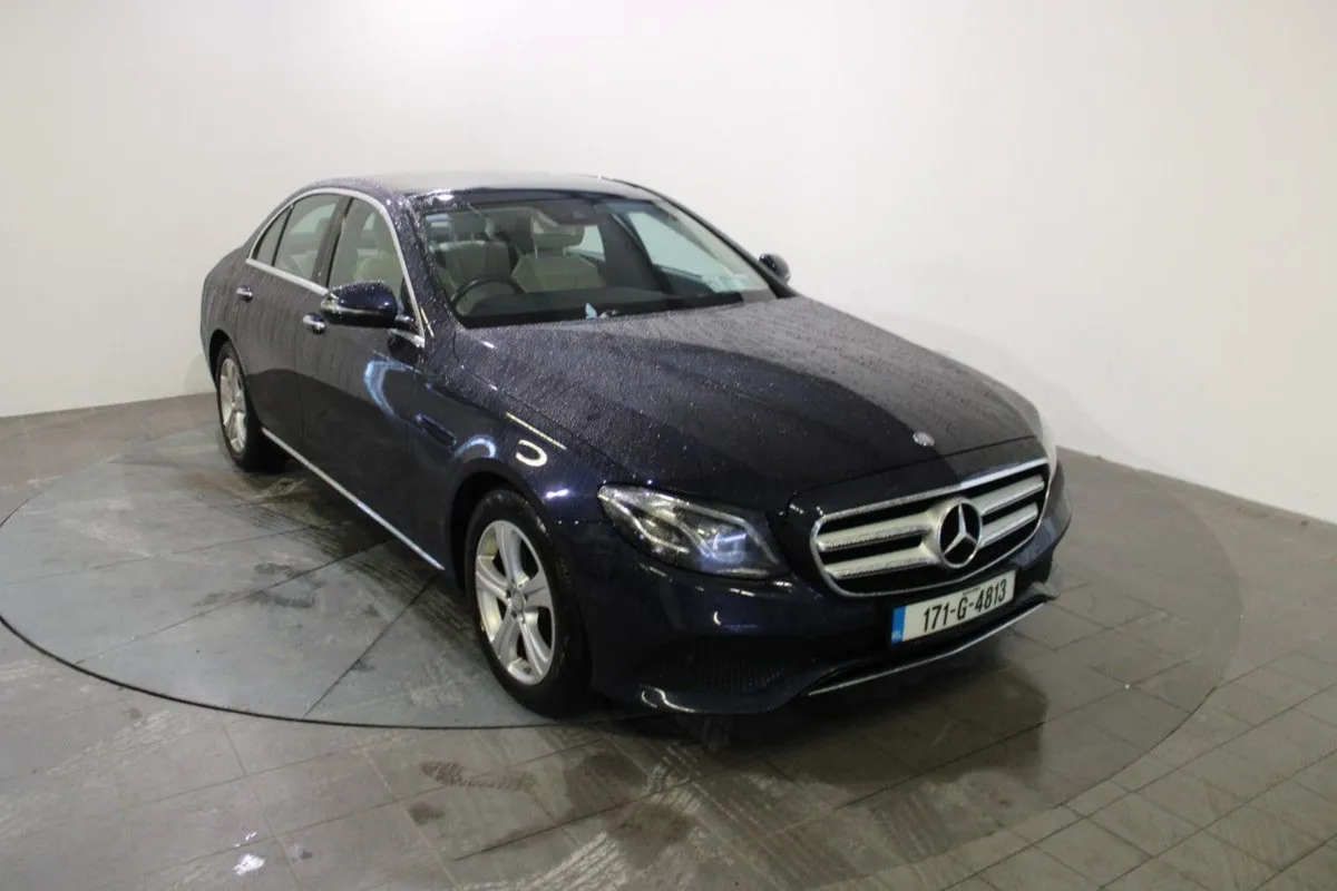 Mercedes-Benz E-Class E 200 D SE Premium A/T - Image 1
