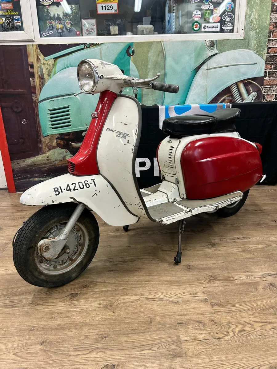1967 Lambretta LI150 special servetta ( Vespa ) - Image 1