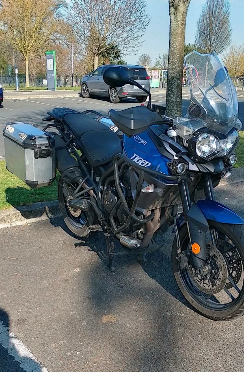 Triumph Tiger 800 - Image 2