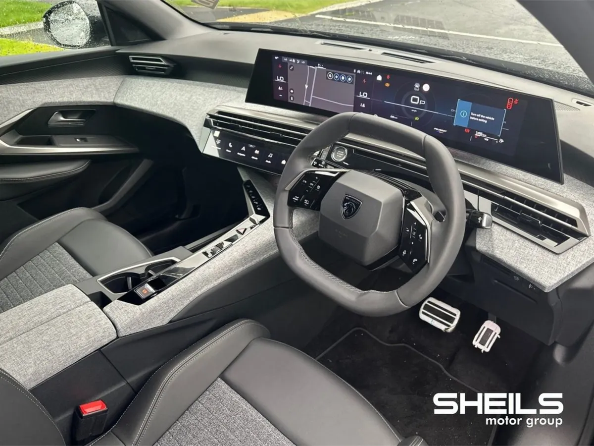 Peugeot 3008 Automatic 1.2 Petrol Hybrid Allure 1 - Image 4