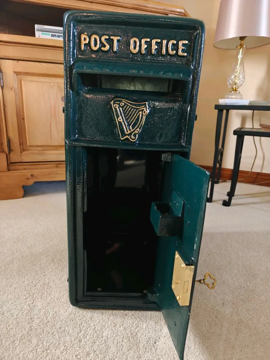 ☘️☘️New Cast Iron Postbox ☘️☘️ - Image 4