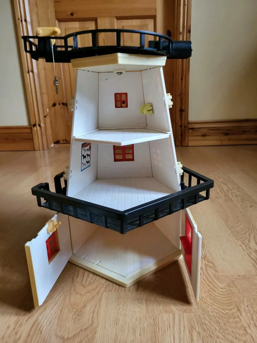 Sylvanian Family Mill and house - Image 4