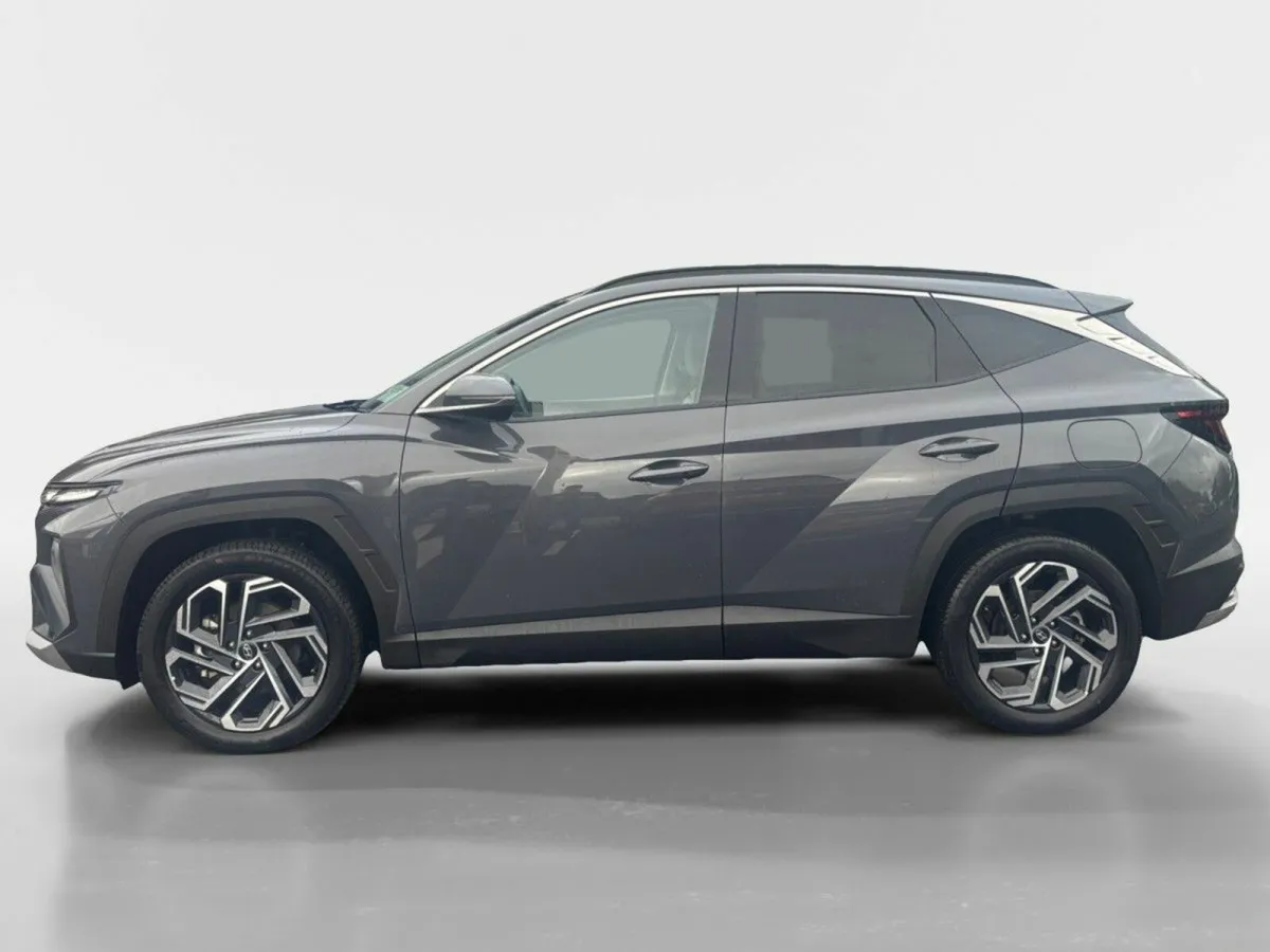 Hyundai Tucson Tucson FL 2WD Executive PHEV Auto - Image 2