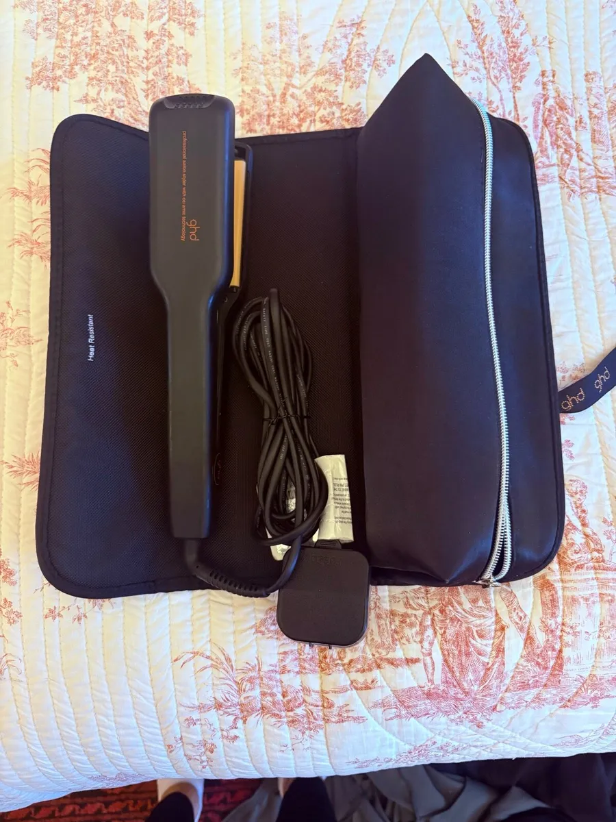 GHD Straightener - Image 1
