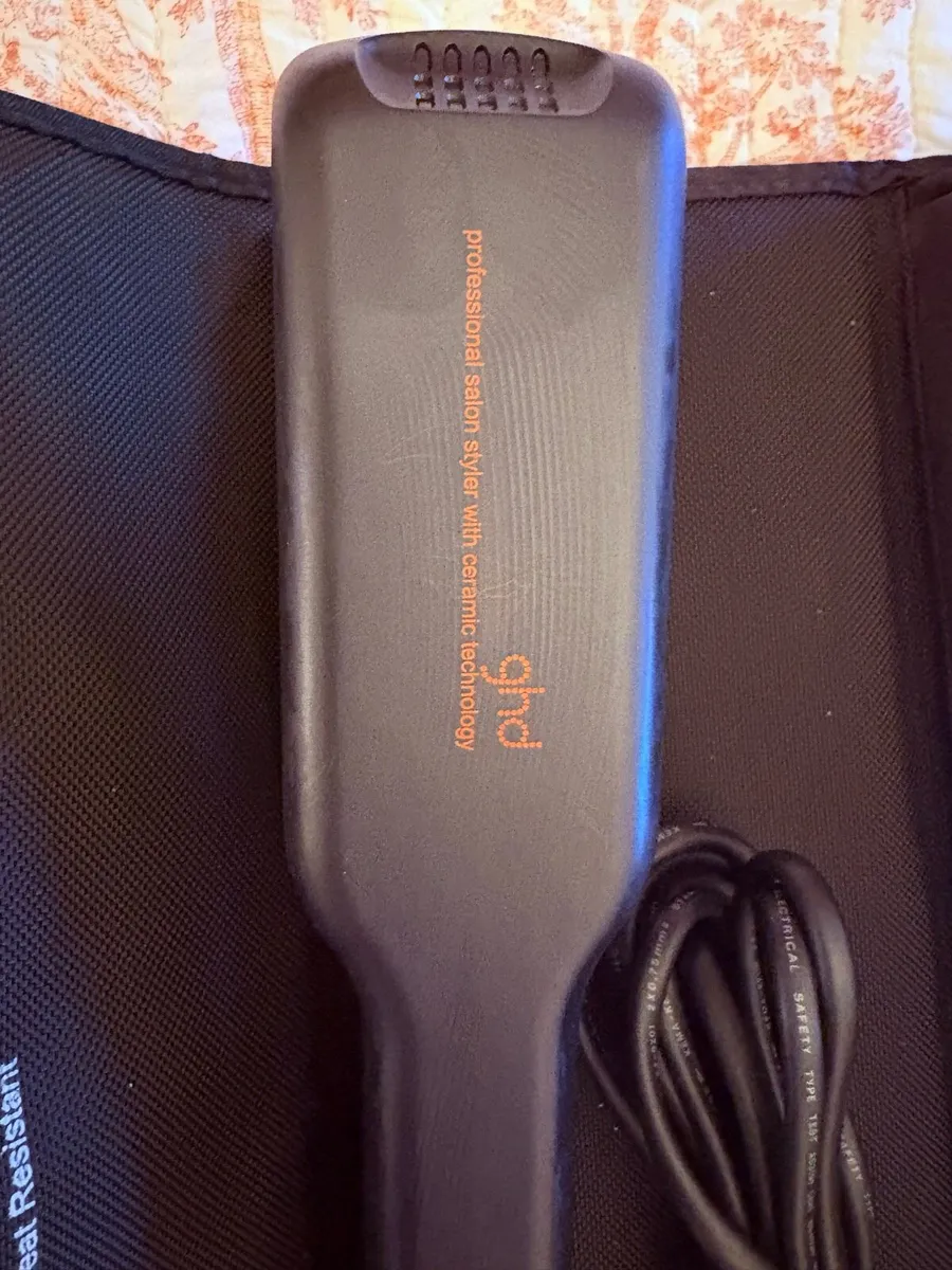 GHD Straightener - Image 2