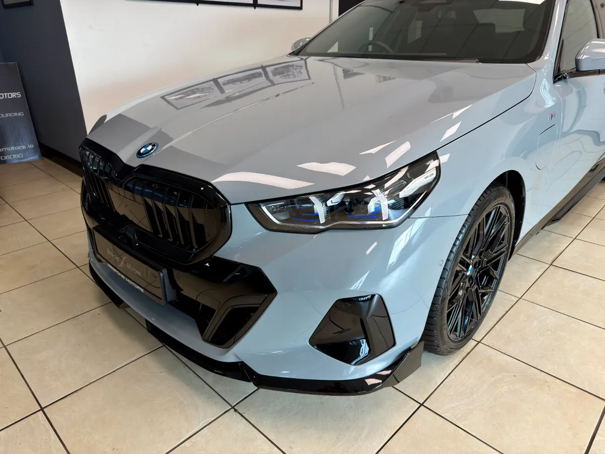 BMW 530E MSPORT - Image 4