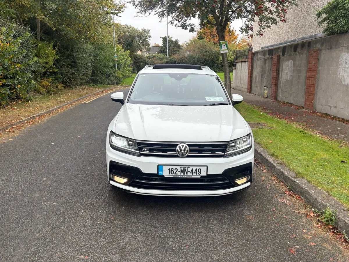2016 Volkswagen Tiguan - Image 3