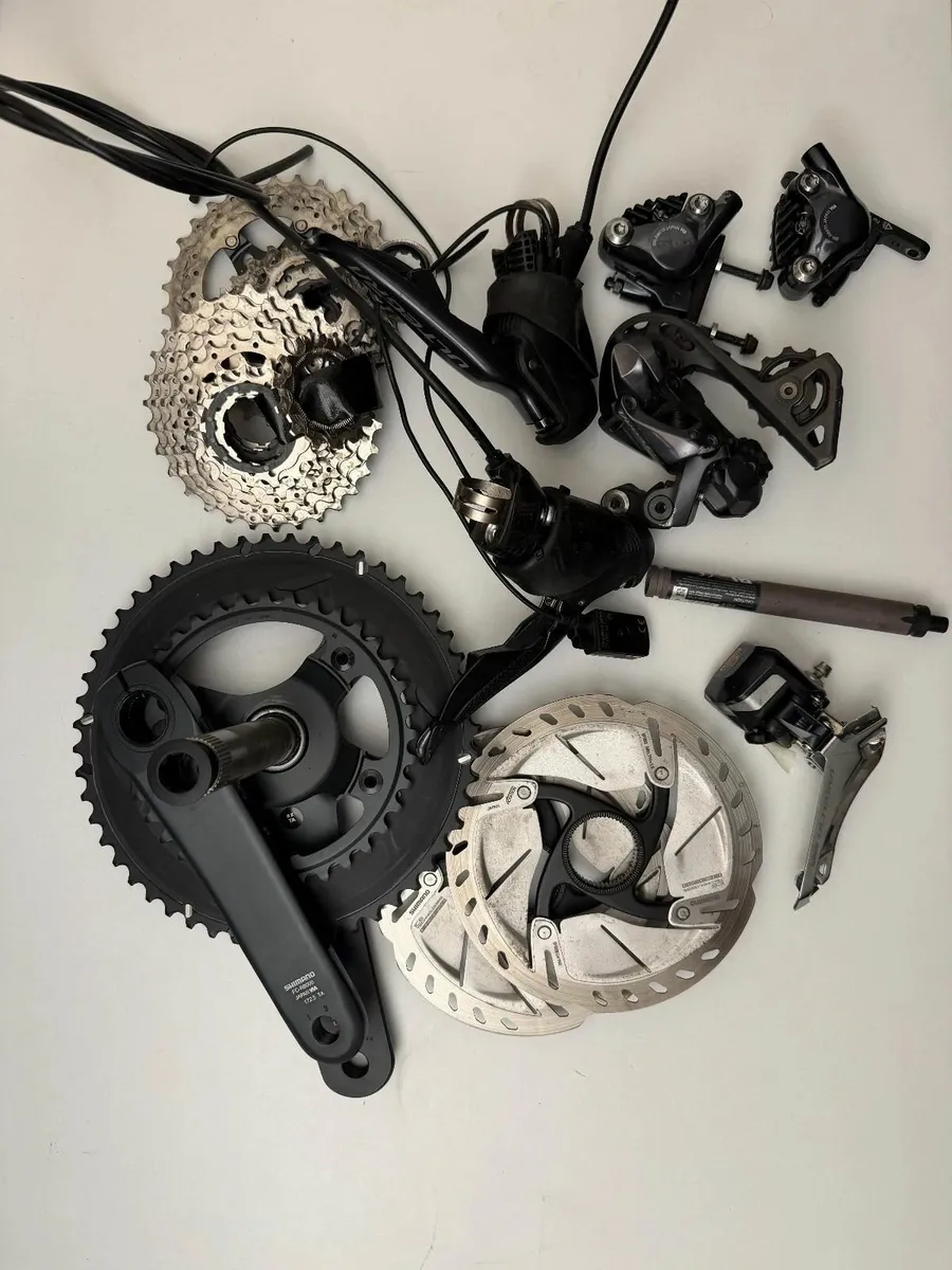 Ultegra R8050 Di2 11 Sp Electronic Disk Groupset