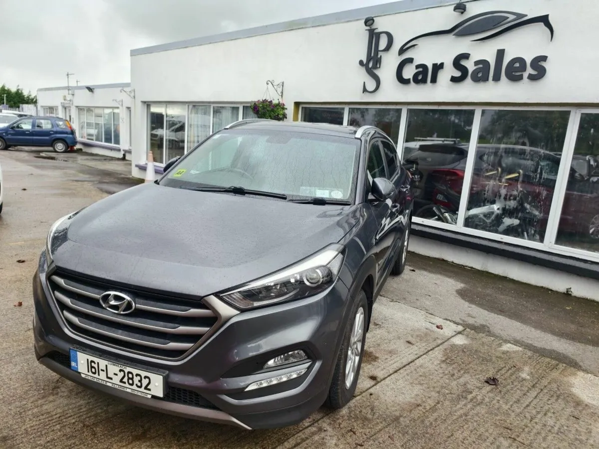 Hyundai Tucson 1.7 D Executive - Image 3