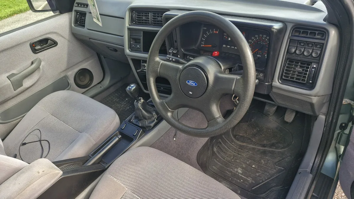 Ford Sierra GLS Sapphire - Image 2