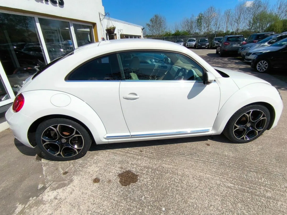 Volkswagen Beetle 1.2 TSI AUTO - Image 4