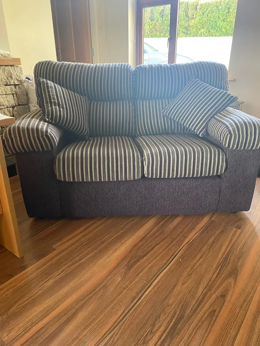 Two Seater Couch - Image 1