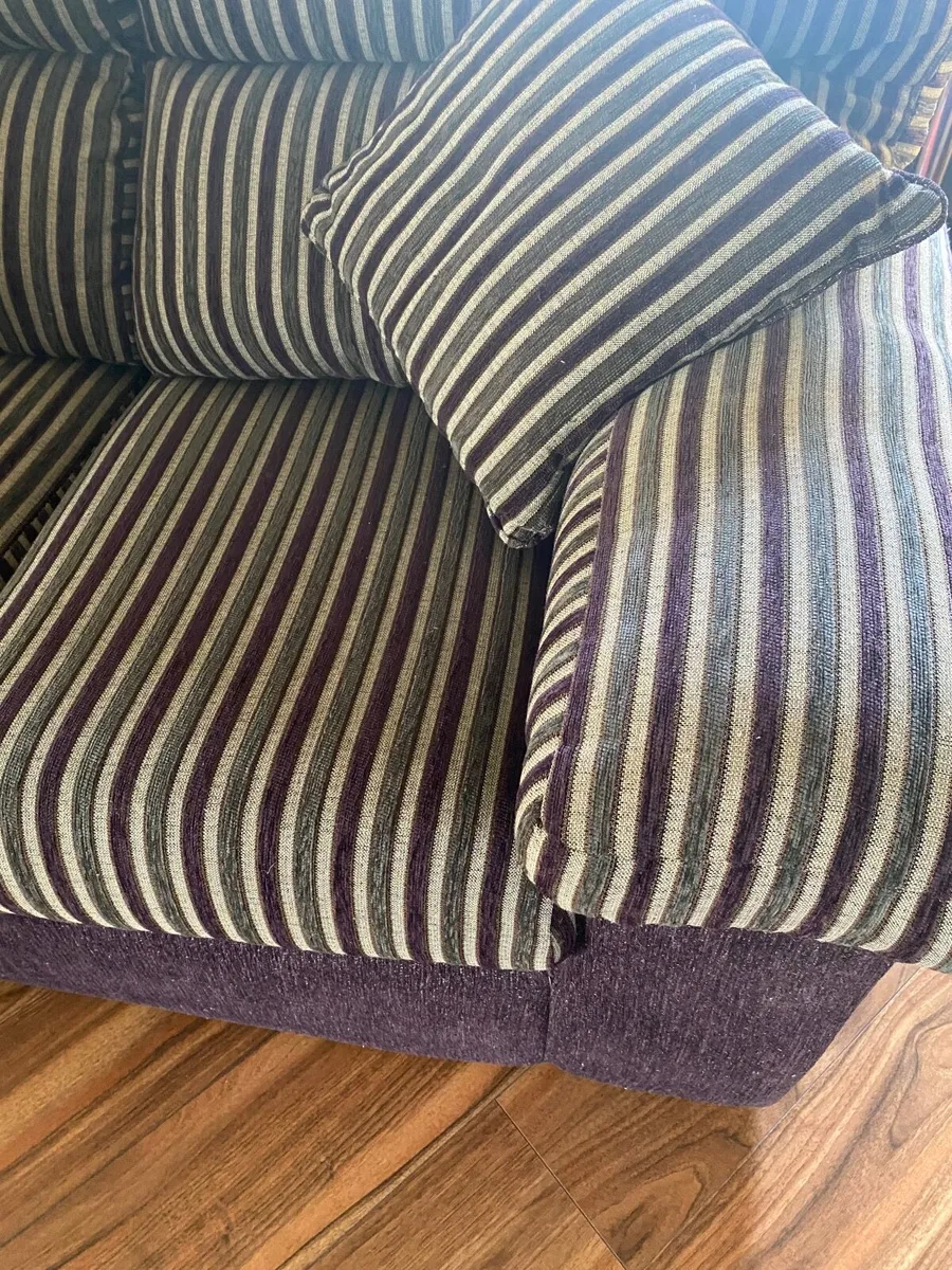 Two Seater Couch - Image 3