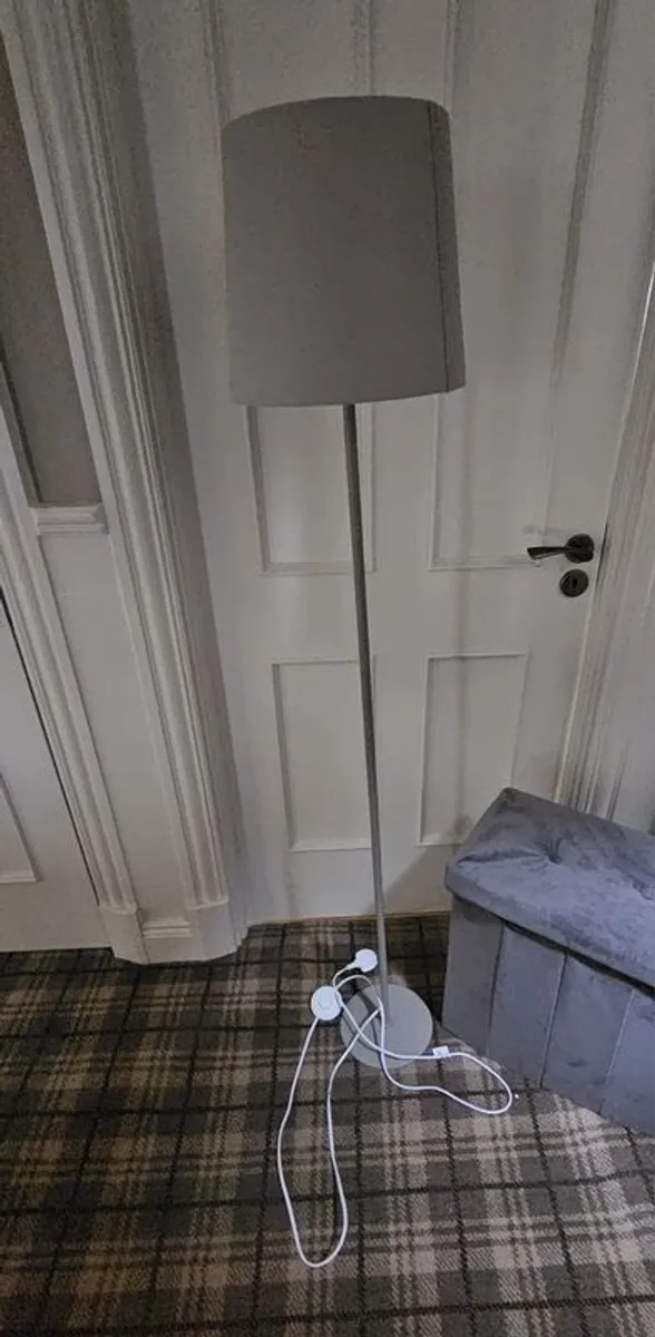 Day Bed plus lots more, full room! - Image 3