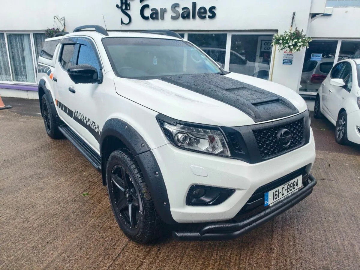 Nissan Navara TEKNA NO VAT - Image 4
