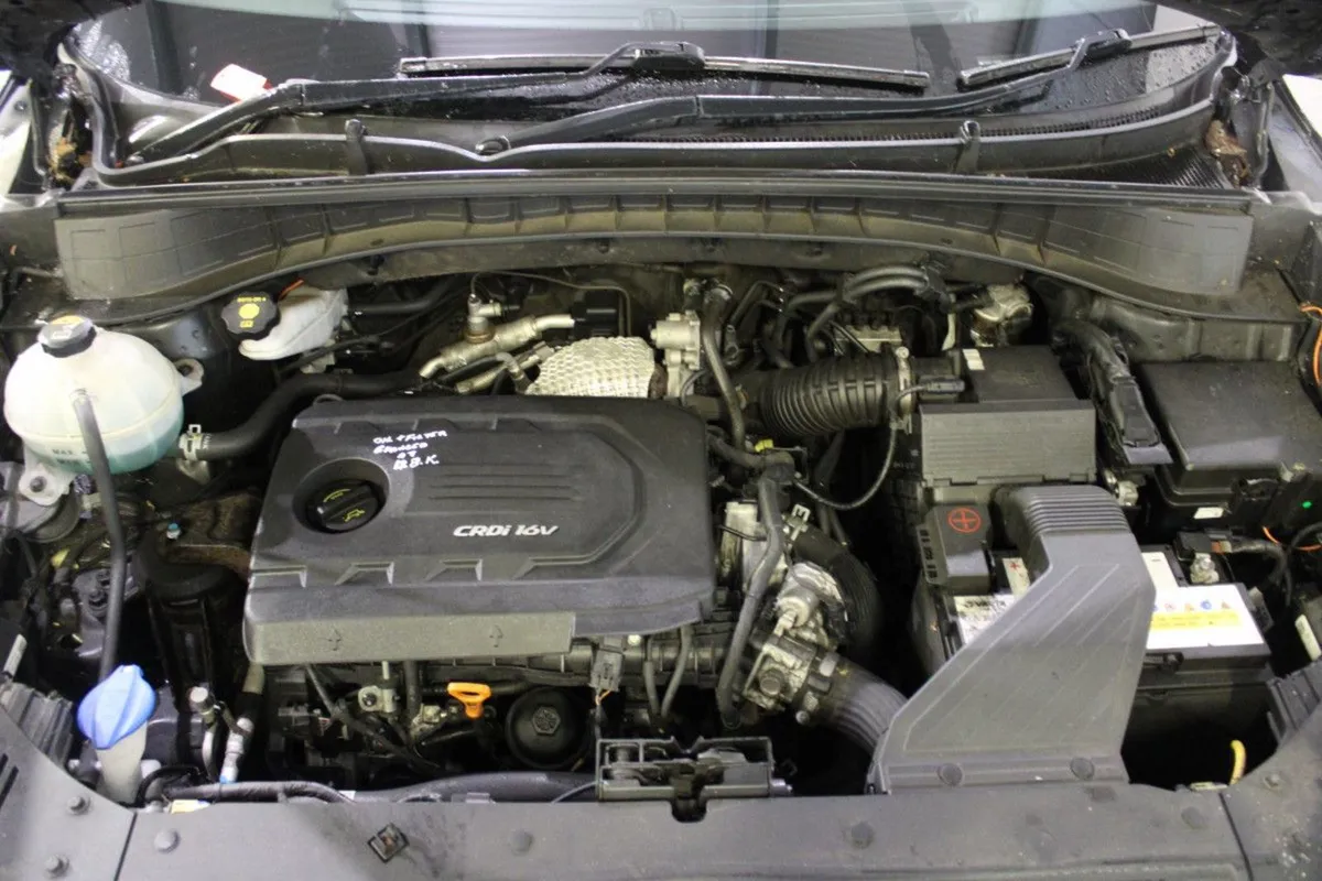 Hyundai Tucson 1.7 D Executive SE - Image 4