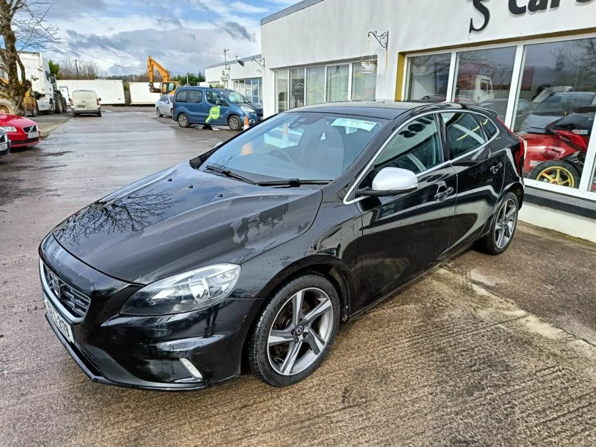 Volvo V40 D2 2.0d (120hp) R-Design NEW NCT - Image 2