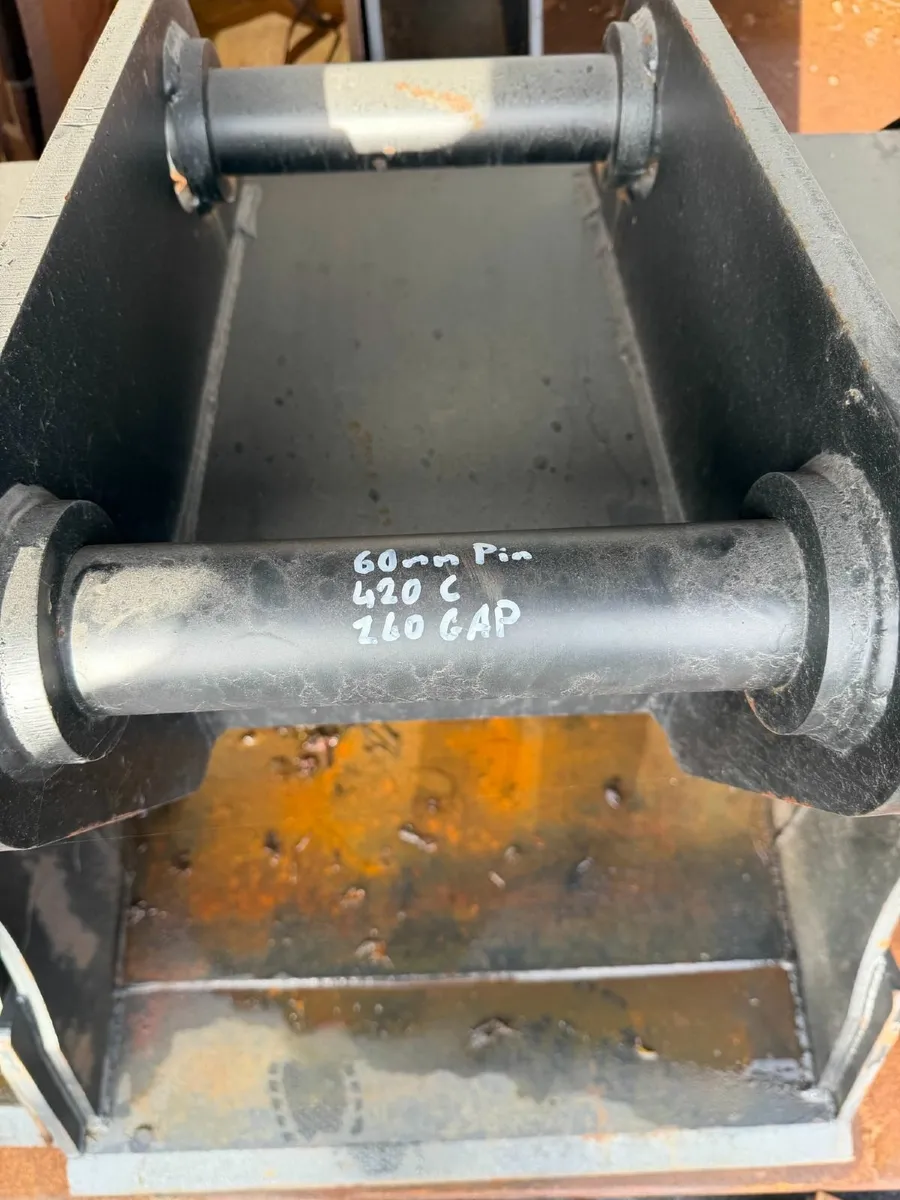 12T 1m Gummy Bucket - Image 2