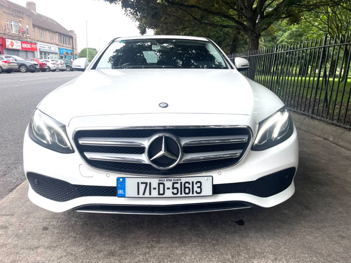 171Mercedes-Benz E200 CDI Avantgarde Auto - Image 2