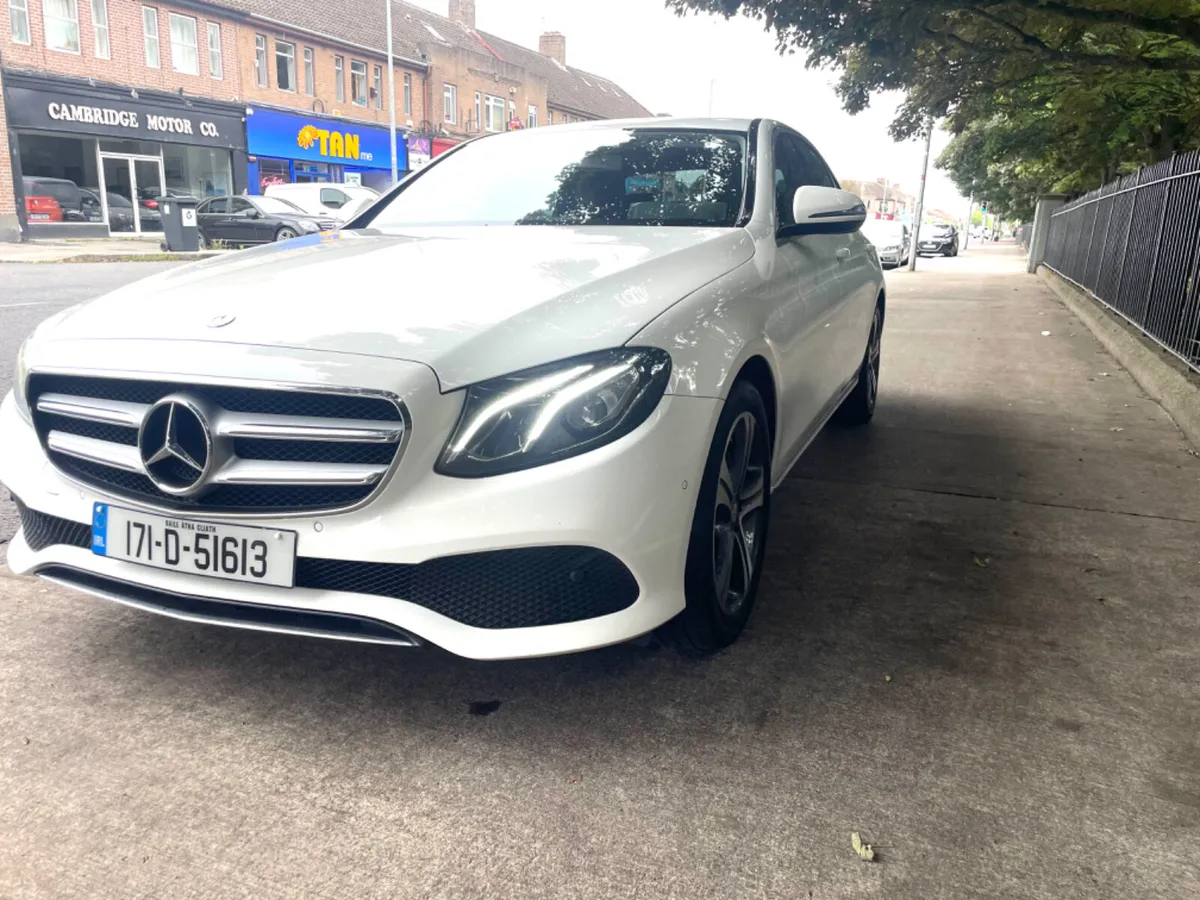 171Mercedes-Benz E200 CDI Avantgarde Auto - Image 3