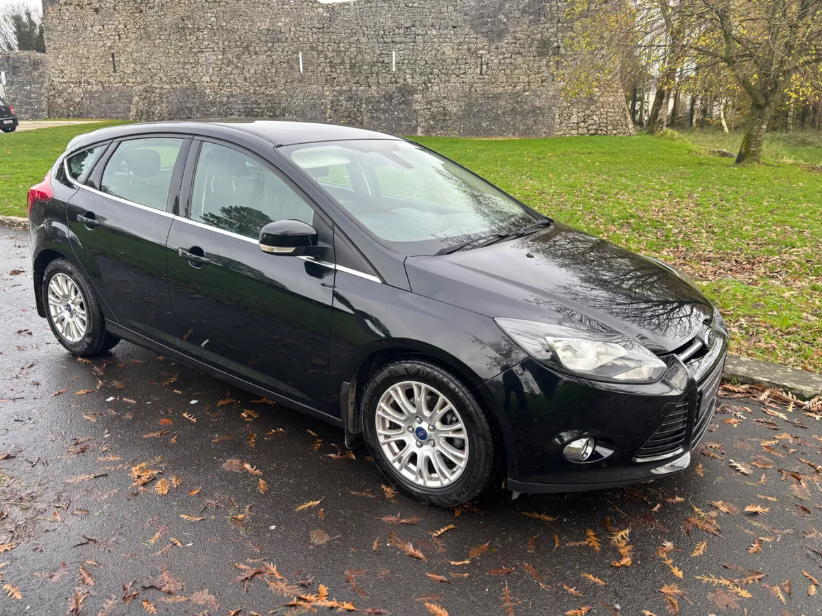 Ford Focus 2014 5dr Titanium - Low Mileage - Image 1