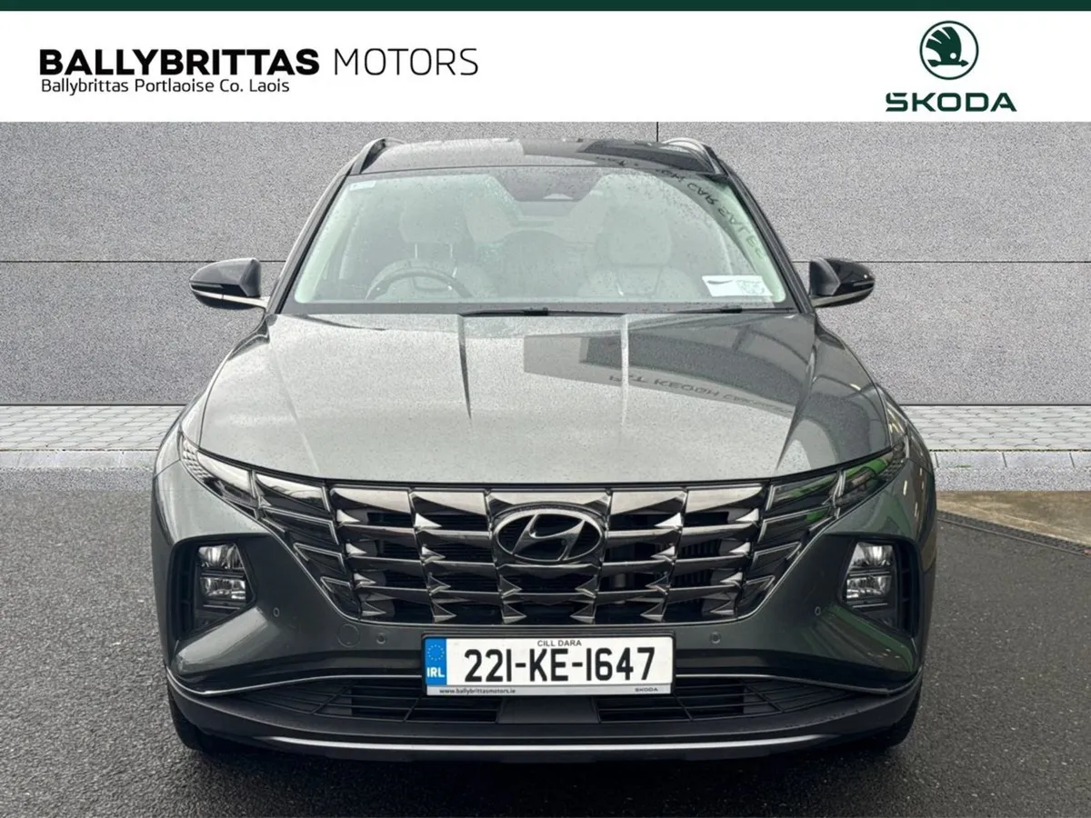 Hyundai Tucson 2WD Executive Plus - Image 3