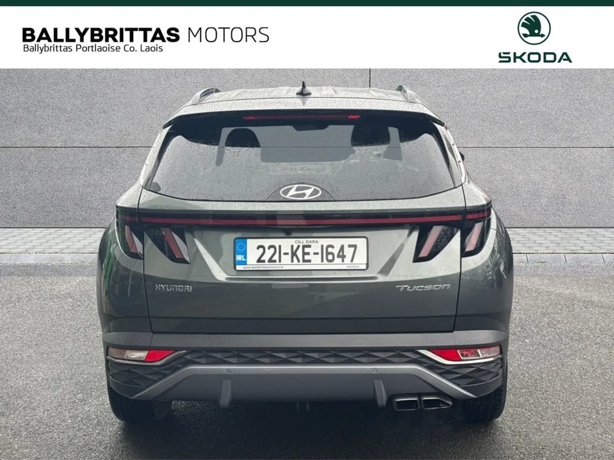 Hyundai Tucson 2WD Executive Plus - Image 4