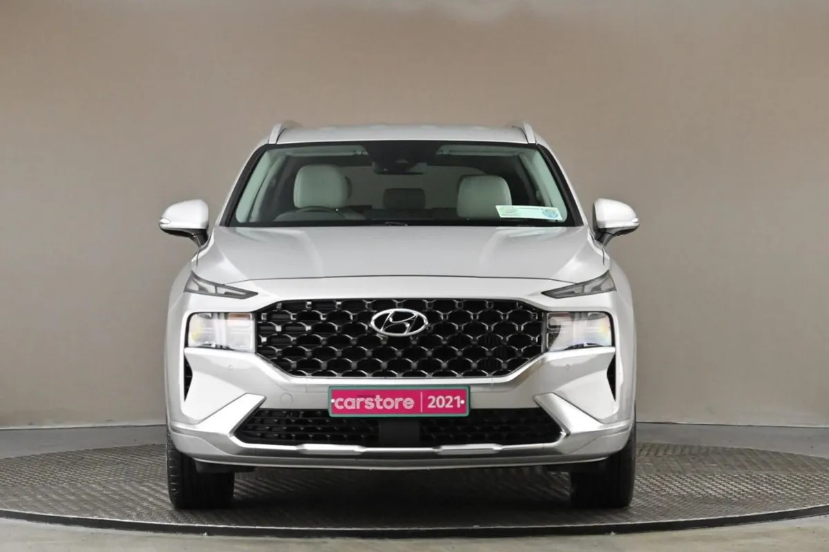 Hyundai Santa Fe 1.6 Phev 7seats  full Grey Leath - Image 2