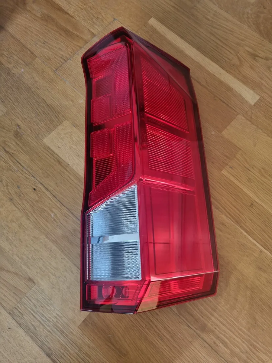 RHS rear light assembly for VW Crafter - Image 1