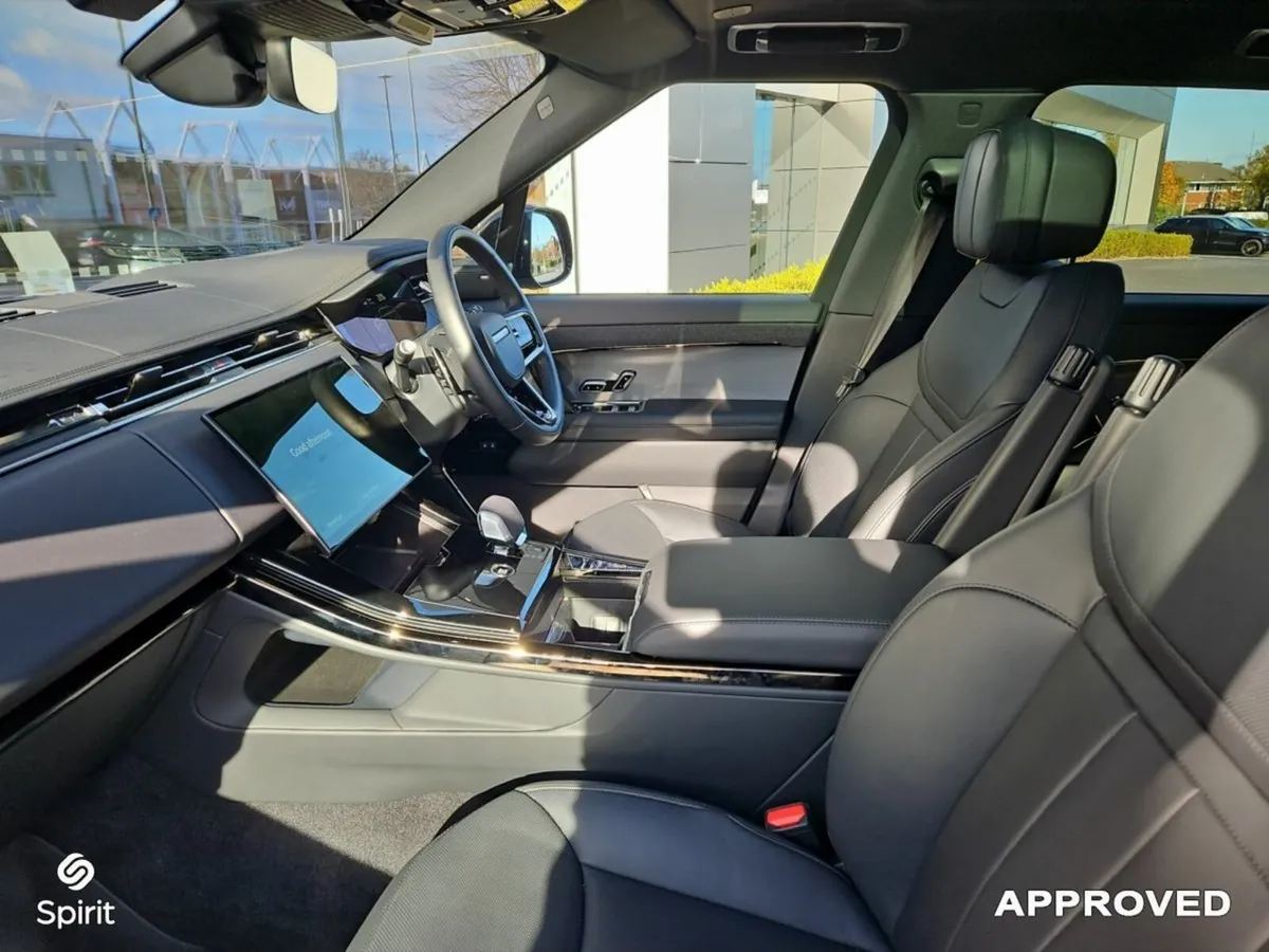 Land Rover Range Rover Sport 3.0 Si4 PHEV 460PS AW - Image 4