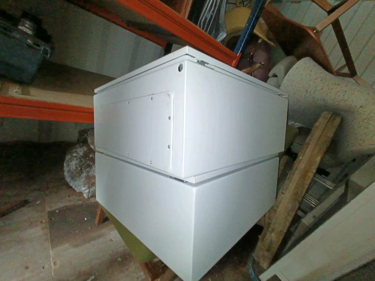 Electricial box - Image 1