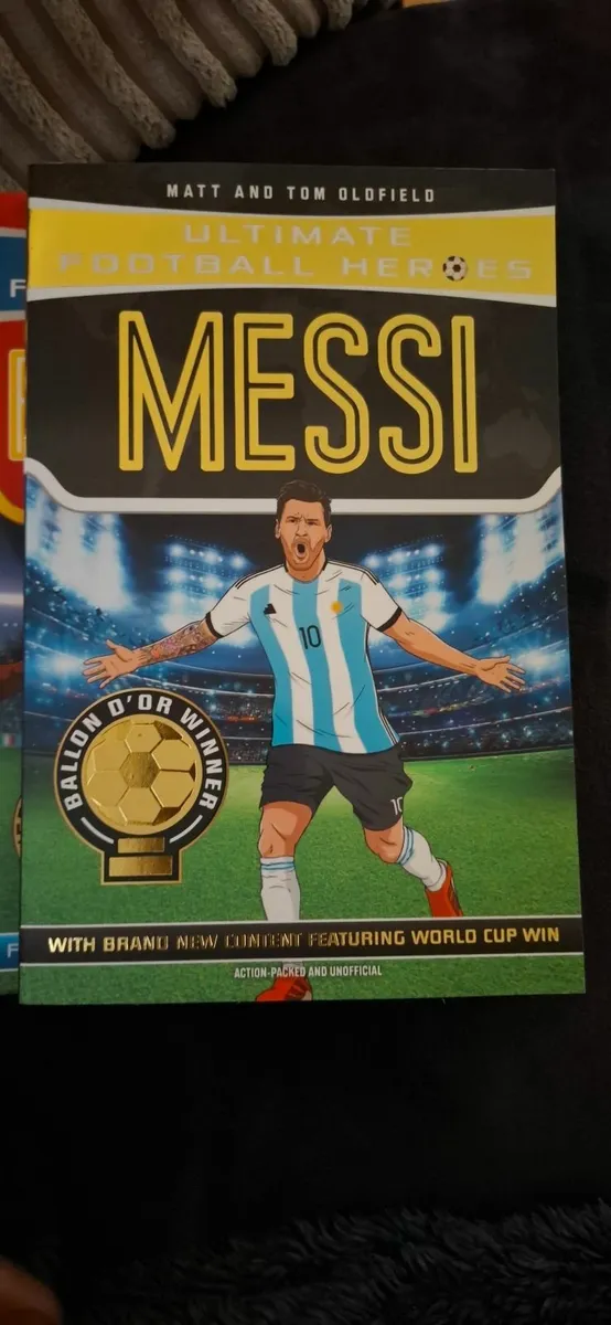 Ultimate Football Heroes Books x 6 - Image 3