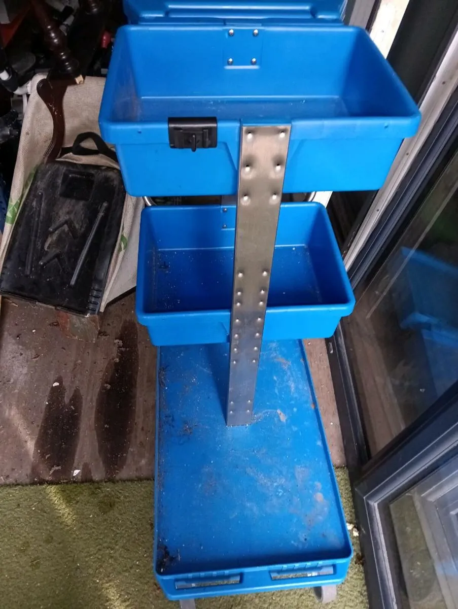 Cleaning trolley - Image 3