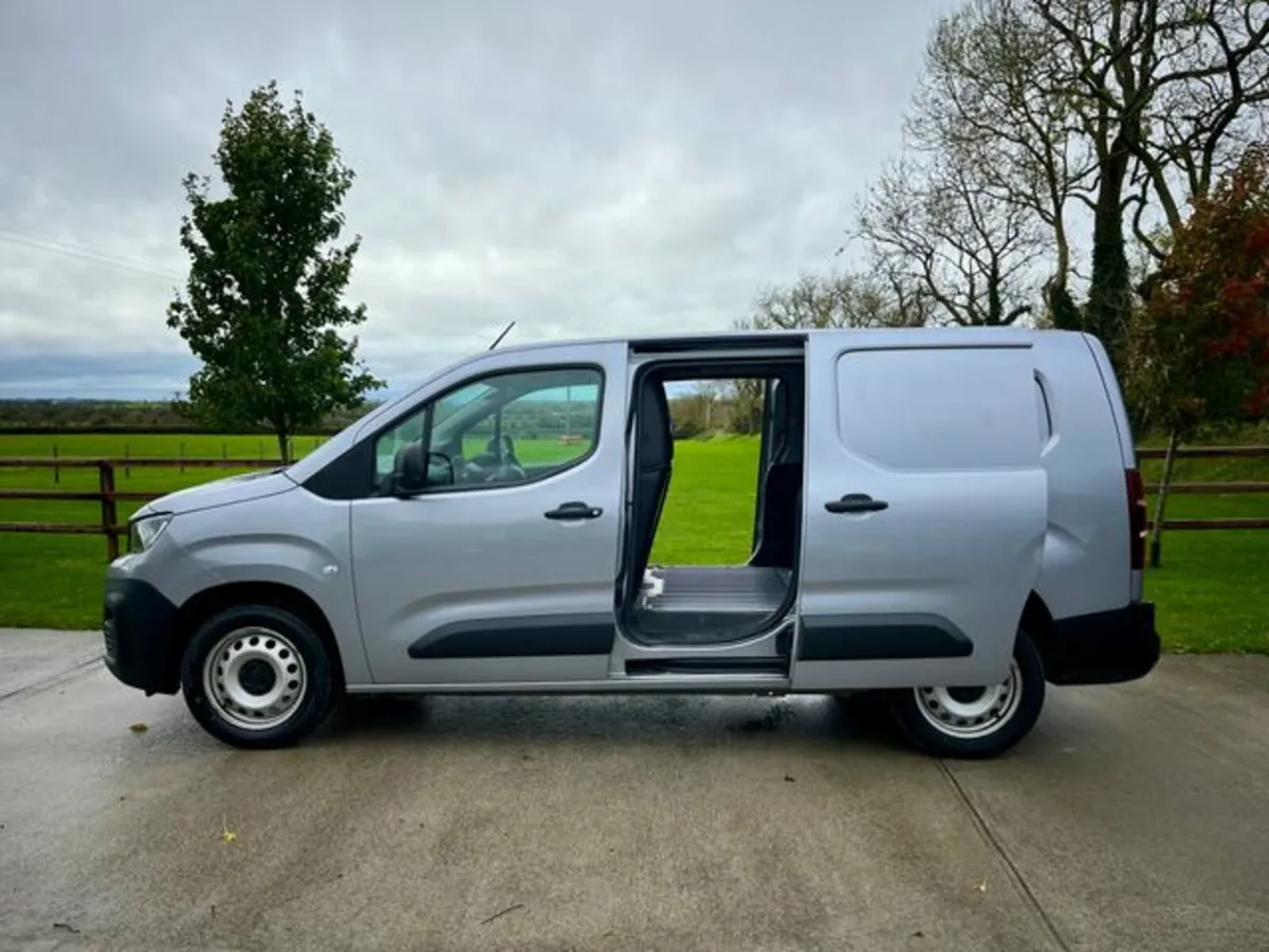 Peugeot Partner 1.5 Blue HDI 100 Long Body * RETAI - Image 4