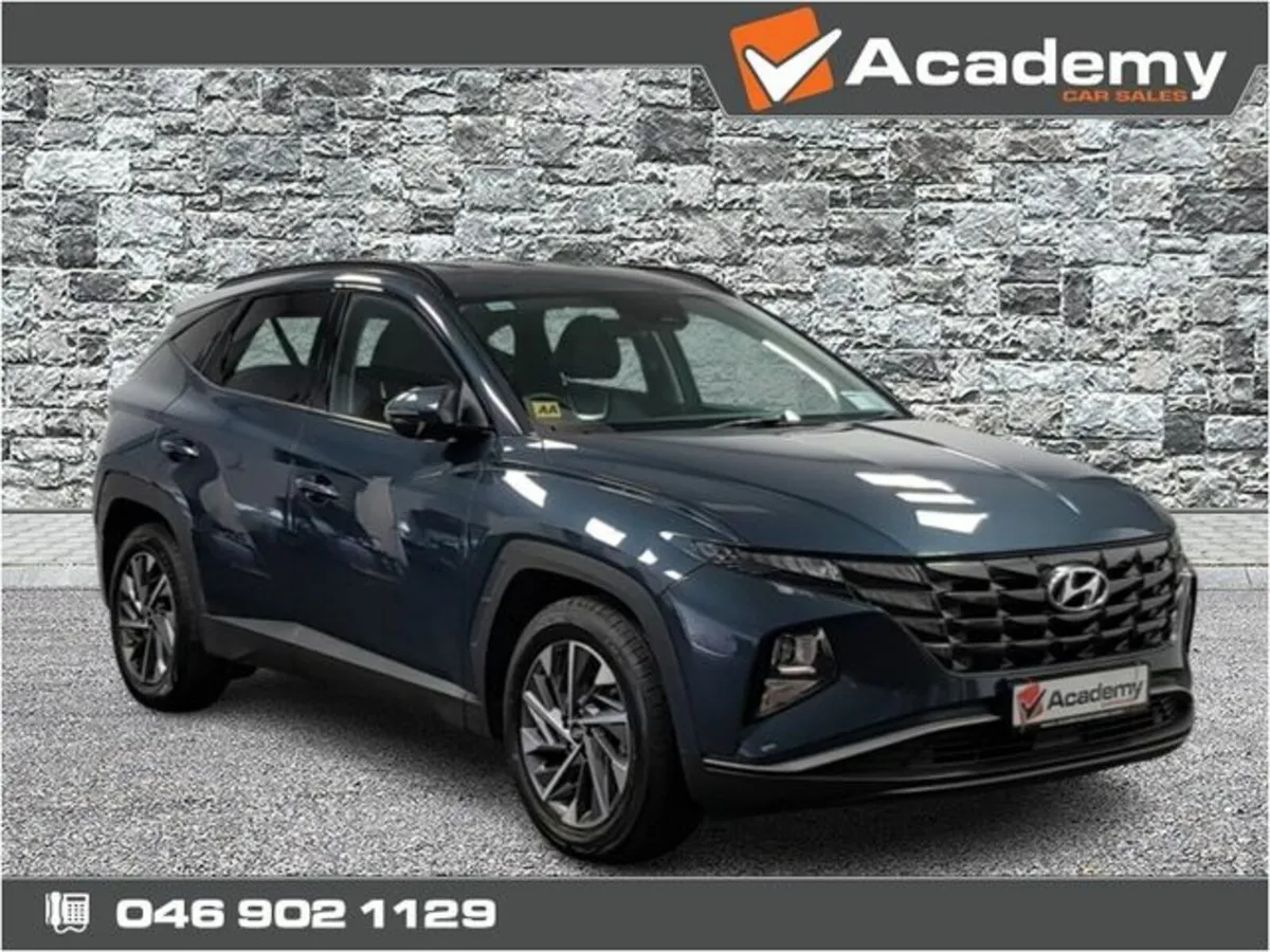 Hyundai Tucson ix35 Executive 5DR - Image 1