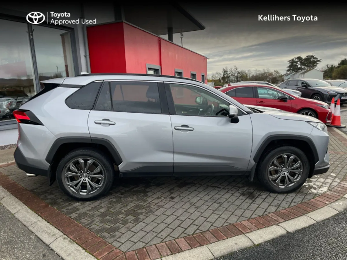 Toyota RAV4 HYBRID ELECTRIC SOL - Image 3