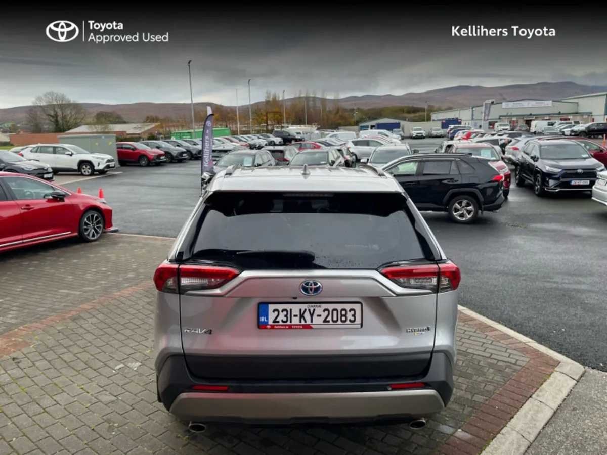 Toyota RAV4 HYBRID ELECTRIC SOL - Image 4