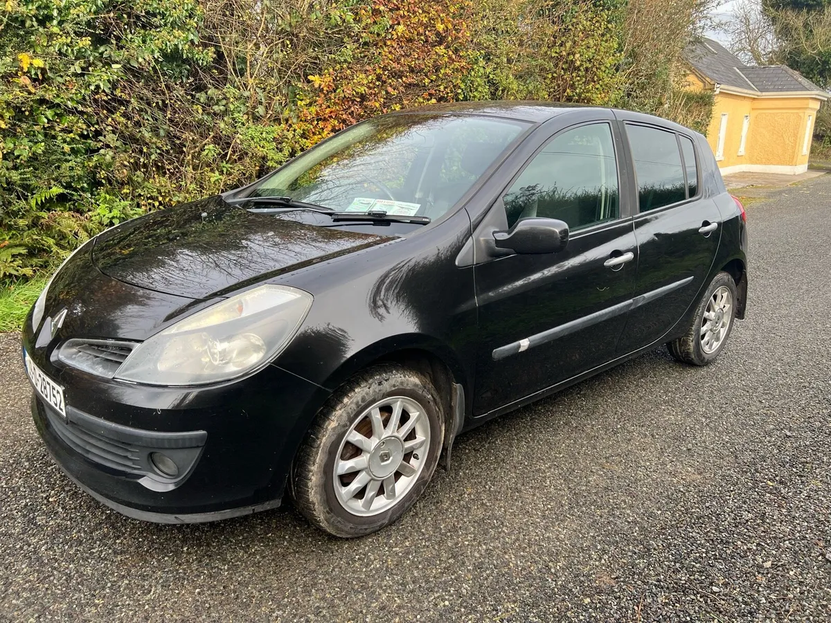 Renault Clio - Image 2
