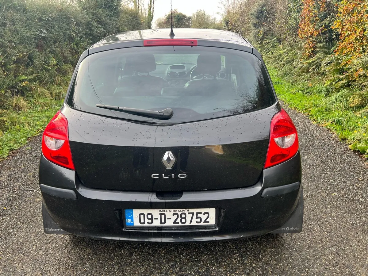 Renault Clio - Image 3